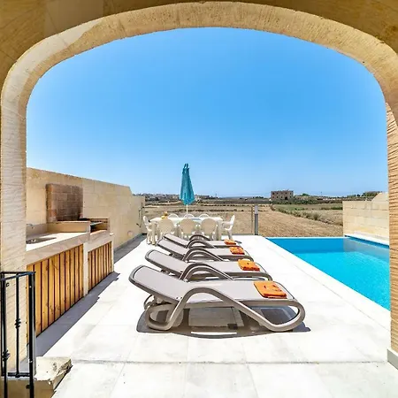 Hébergement de vacances Id-dwerja - A Four Bedroom With Infinity Pool & Views