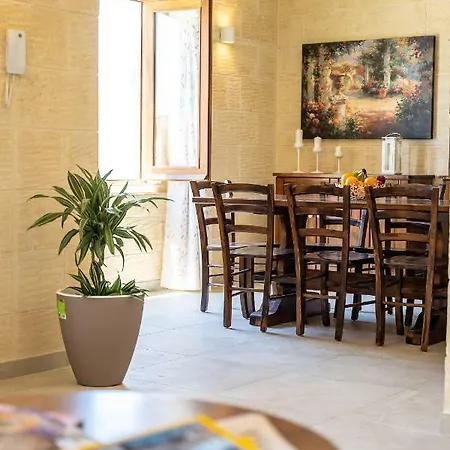 Id-dwerja - A Four Bedroom With Infinity Pool & Views *