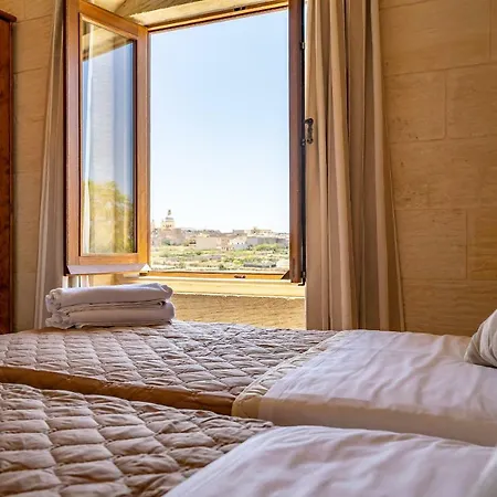 Id-dwerja - A Four Bedroom With Infinity Pool & Views * Santu Pietru