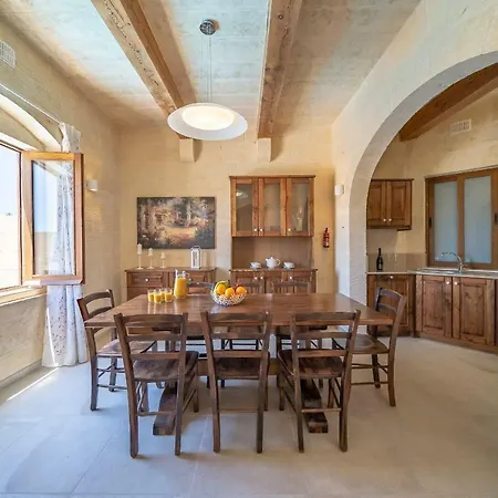 Id-dwerja - A Four Bedroom With Infinity Pool & Views * Santu Pietru