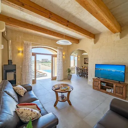 Id-dwerja - A Four Bedroom With Infinity Pool & Views 別荘 *