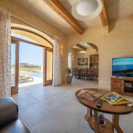 Id-dwerja - A Four Bedroom With Infinity Pool & Views