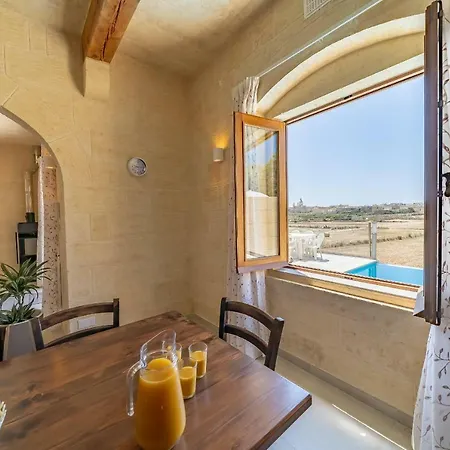 Id-dwerja - A Four Bedroom With Infinity Pool & Views * Santu Pietru